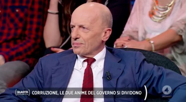 Quarta Repubblica, Alessandro Sallusti risponde alla Maglie: "Non ci vado a pecorina", infranto l'ultimo tabù