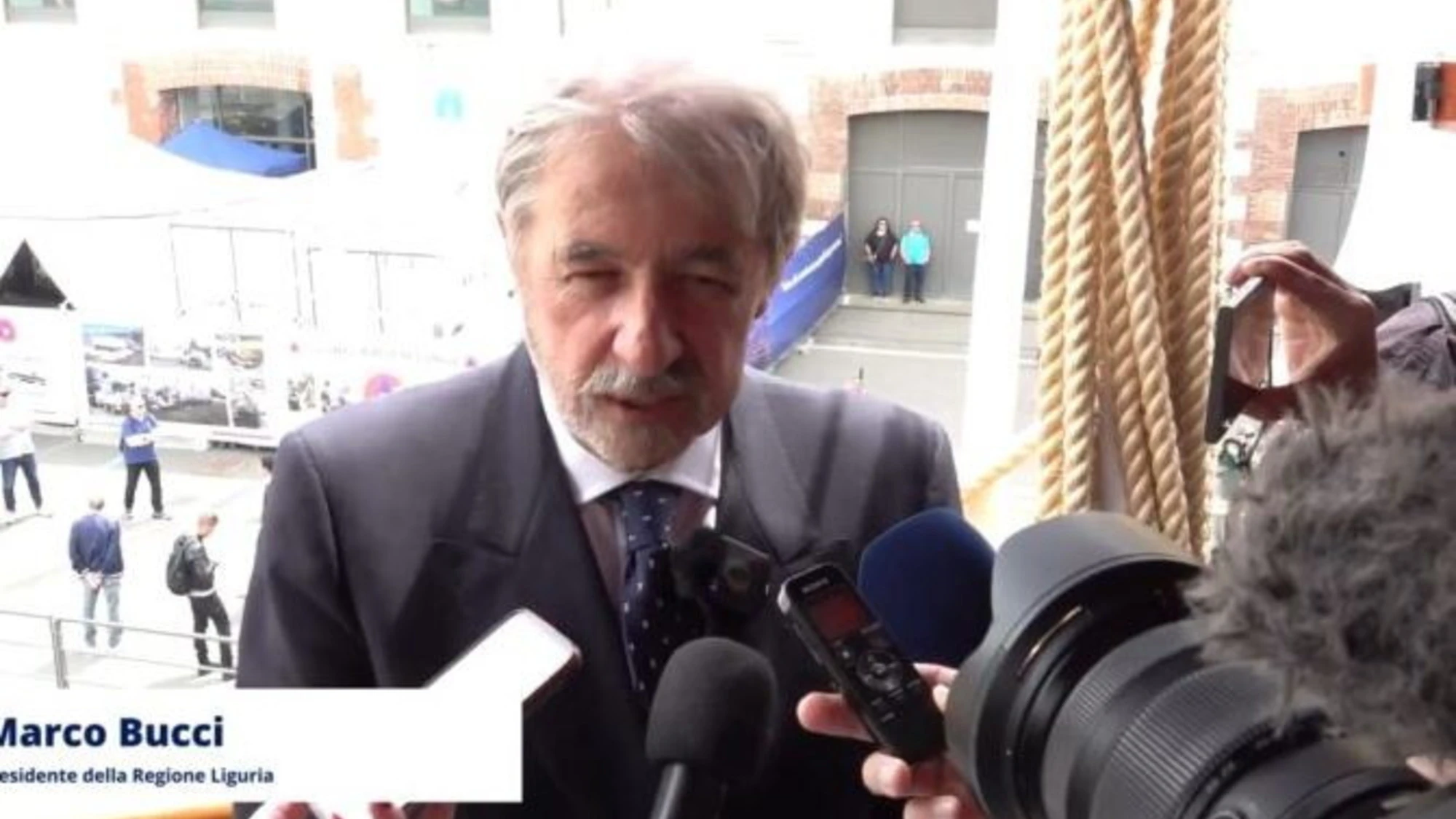 Sesta edizione del Marina Militare Nastro Rosa Tour a Genova: al centro i giovani, il mare e i territori