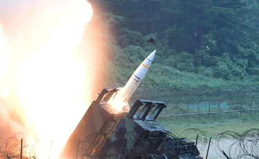 Ucraina, colpiti siti militari russi con missili Atacms forniti dagli Usa