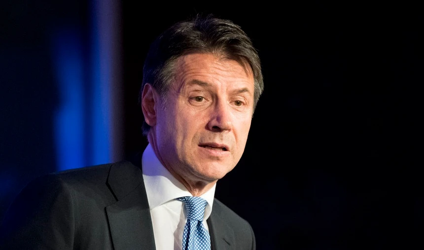 Giuseppe Conte furibondo con Alessandro Di Battista: "Ora basta, dovete fermarlo"