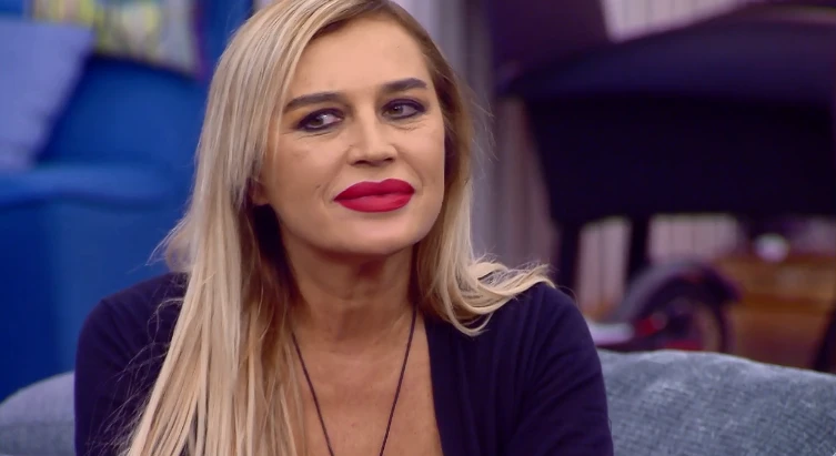 Grande Fratello Vip, lo sfogo disperato di Lory Del Santo dopo l'eliminazione: "Roba da non credere"