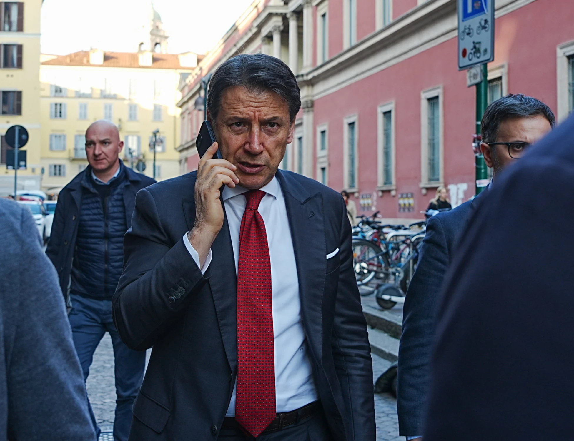 Giuseppe Conte, la replica allo scoop di Libero: come è andata con Zampolli