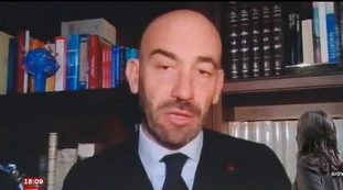 Tagadà, il consiglio di Matteo Bassetti sulle feste di Natale: "Niente tampone prima di vedere i parenti"