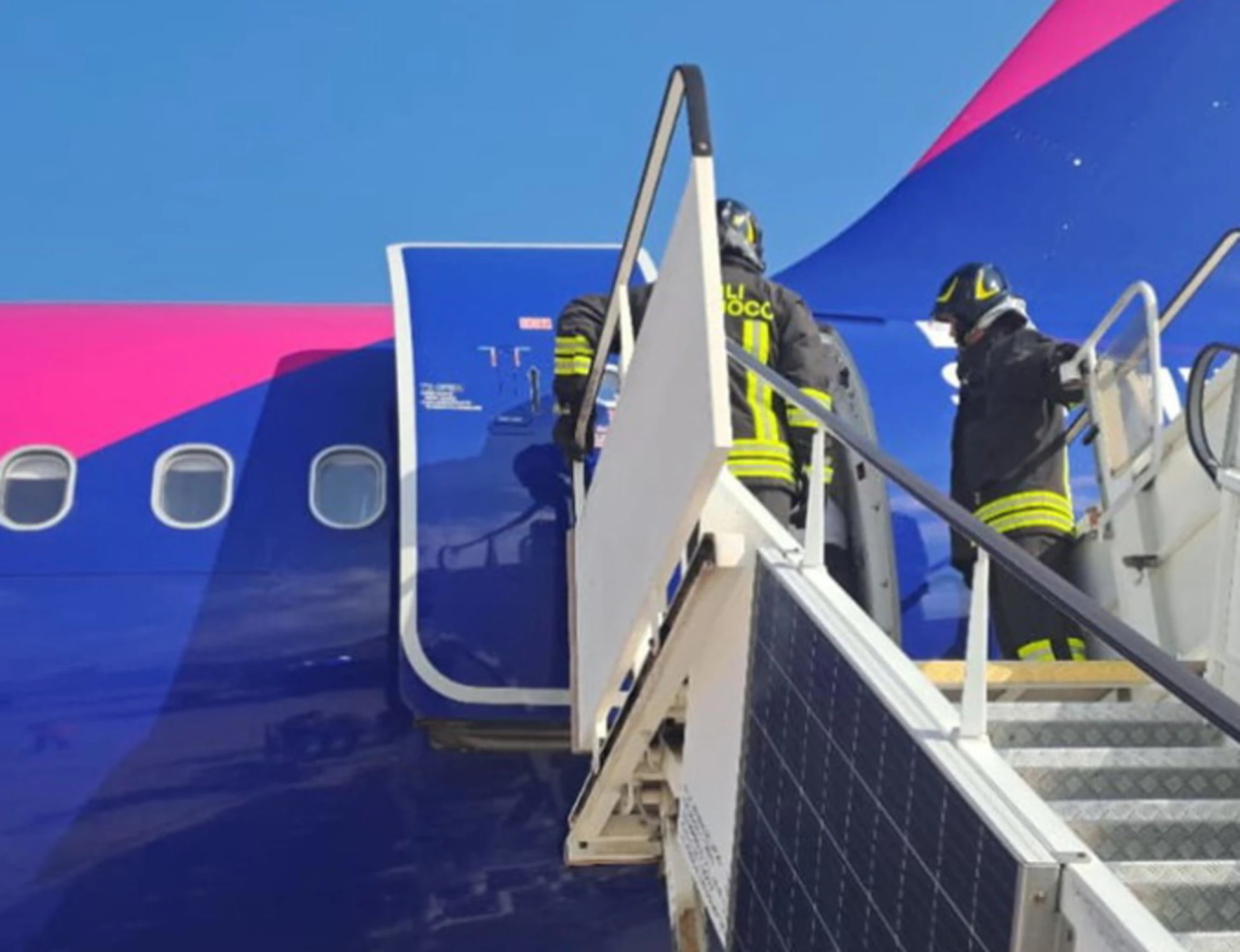 Sharm-Roma, atterraggio di sicurezza a Napoli: chi c'era a bordo