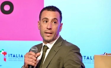 Meloni insultata, Vincenzo Nibali durissimo: "Semplicemente triste e ignorante"