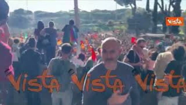 https://media.liberoquotidiano.it/yC8_8wj_tnu0xfdpY1AjnUVc_SKfIyh4UwUW8dy7VrA/width:800/quality:90/aW1hZ2VzLzIwMjUvMTAvMDQvMTYxNjEzMzcyLWMxNDIwNjk1LThkMjgtNDJhNy04ZGM0LWFhMDI2NGRlNzc5ZS5qcGc.webp