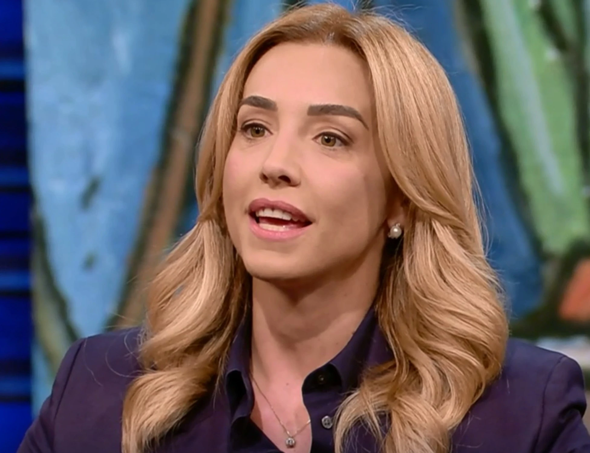 Silvia Salis sfila il Pd alla Schlein: "La mia idea di politica"