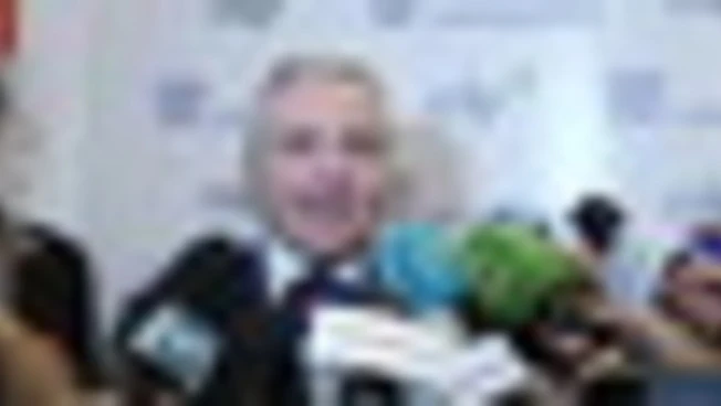https://media.liberoquotidiano.it/yJTvmpEbezLDU9ZuCdA7mYtZDofMp-GkYfsFFM7wgew/width:800/quality:90/aW1hZ2VzLzIwMjUvMDkvMTcvMTMwODIwMTM0LWI5MmYyZjkwLTFmNmMtNDI3YS1hOTM5LThkYzViMDI0YWFjYS5qcGc.webp
