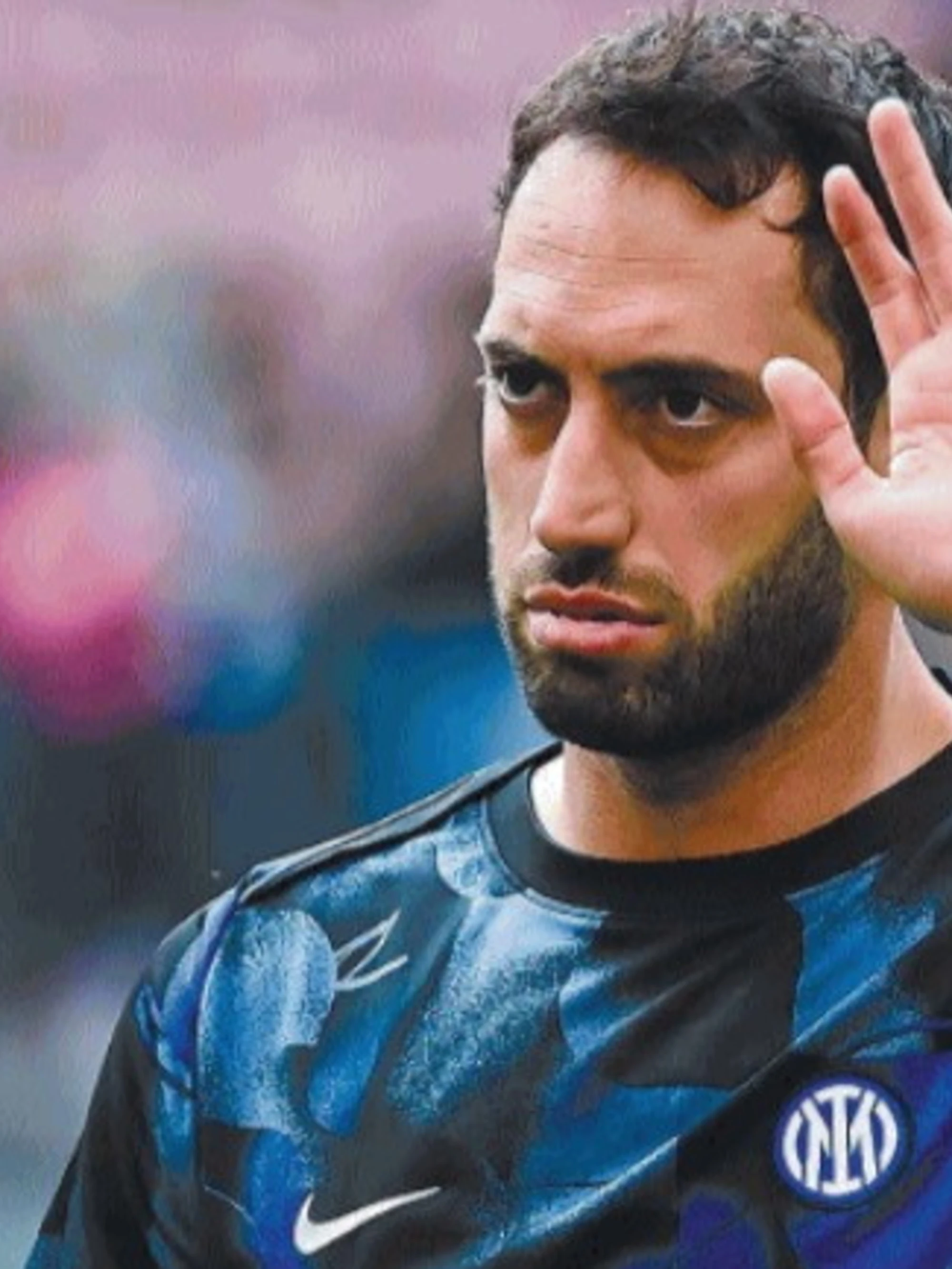 Inter, non solo Calhanoglu: chi viene "silurato"
