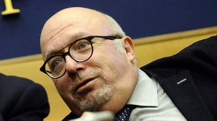 Ong, Storace fa impazzire la sinistra: "Facciamolo sbarcare. E poi..."