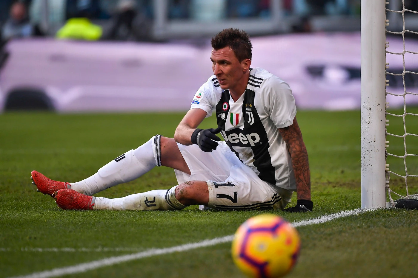 Ansia per Mario Mandzukic. Juve, l'attaccante fa "crac": niente finalissima in Arabia?