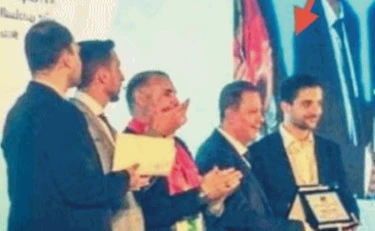 Pd, la foto di Furfaro con l'amico di Hamas: solo un caso?