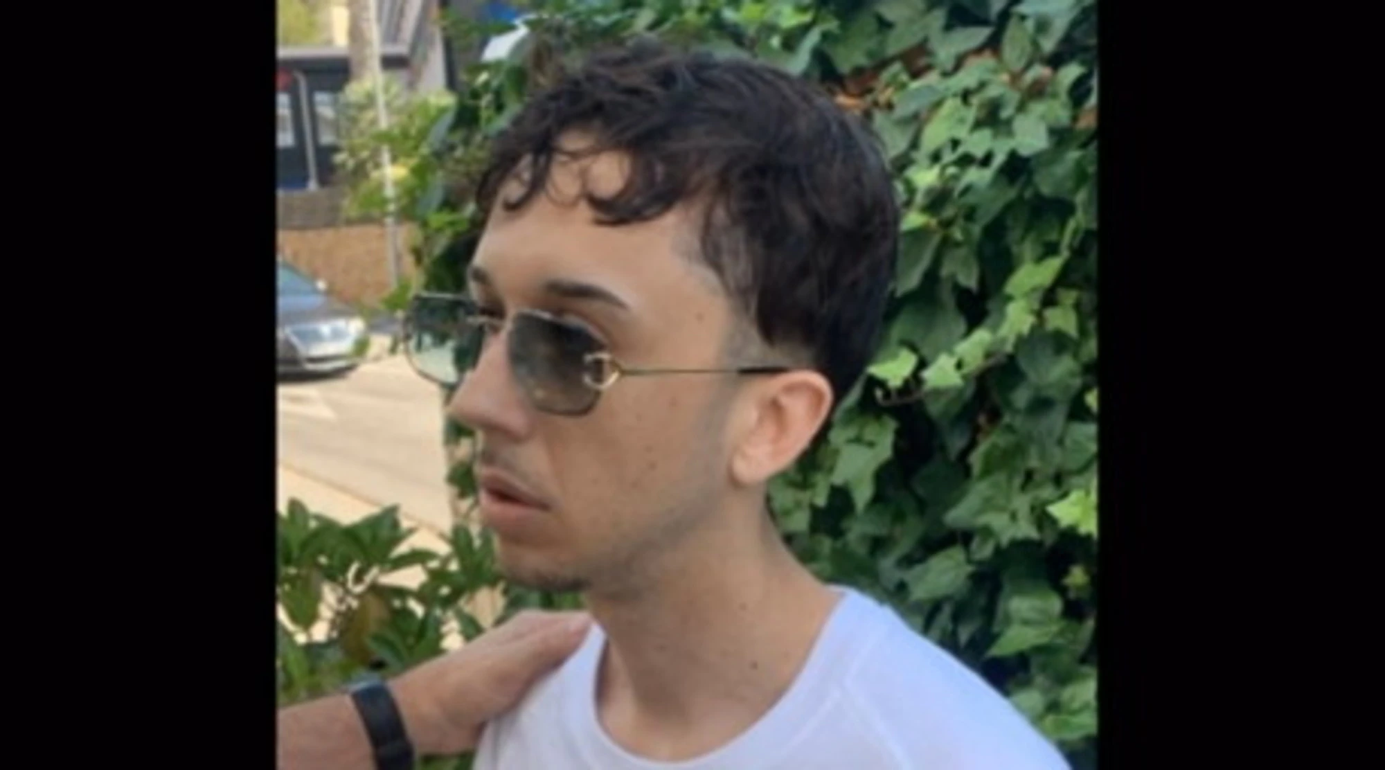 500x293