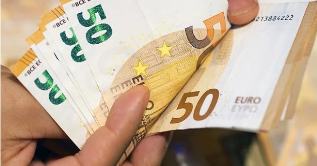 Pensioni, clamorosa beffa in Quota 100: prestito alle banche per avere la liquidazione, chi paga