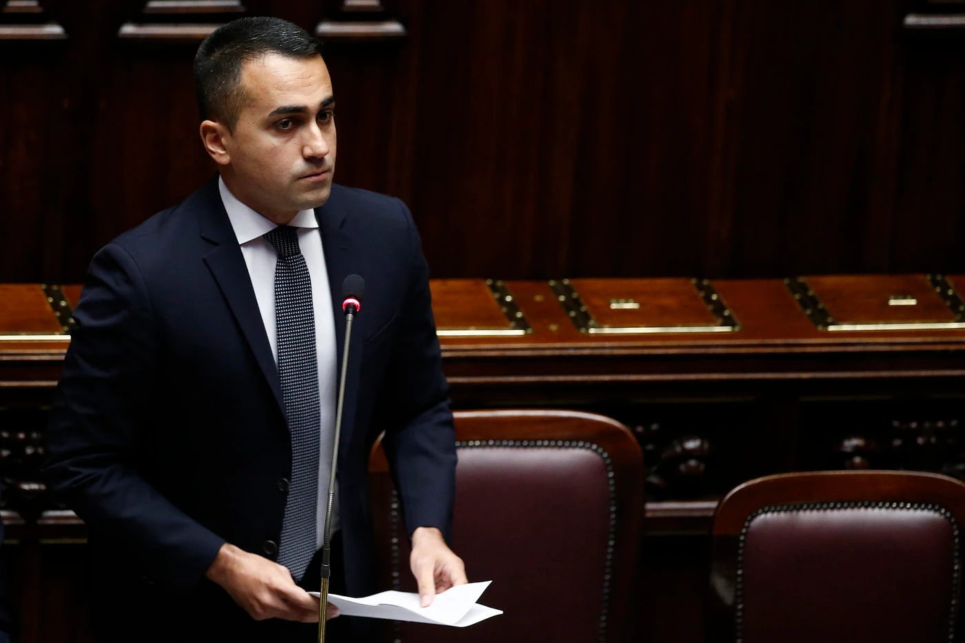 Luigi Di Maio commissariato al ministero degli Esteri, mani di Giuseppe Conte sulla Farnesina: il retroscena