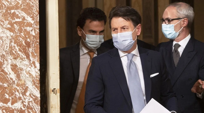 Dpcm, anche Repubblica contro Giuseppe Conte: "Decisioni basate su dati vecchi di dieci giorni"