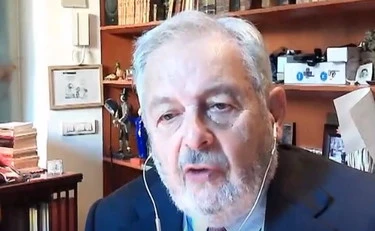 https://media.liberoquotidiano.it/y_NOa-igEa9BEbISYsjLj5e0o3Hy-m2ypSiGJX5CkuE/width:800/quality:90/aW1hZ2VzLzIwMjUvMTAvMDkvMTEwOTExMjM0LTU4ZGJiZGQ0LWRhZjAtNGVjOC04NjNlLTNlNzQ3YmQyNWEzOS5qcGc.webp