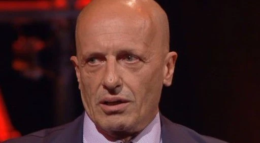 Alessandro Sallusti demolisce Luigi Di Maio, la lezione d'economia: "Soltanto un cretino..."