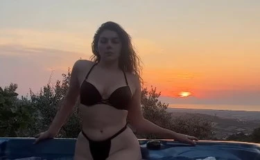Valentina Nappi, una star a luci rosse in lista: chi vuole candidarla
