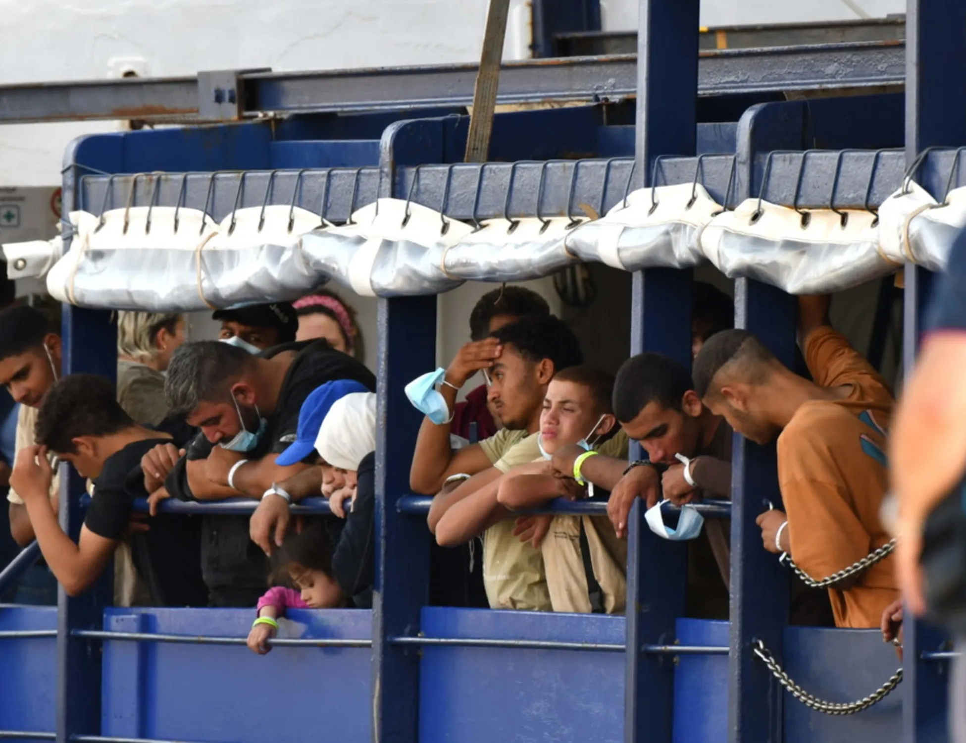 Leggi l'articolo: Spaccio, rapine, violenze? Toh, così i giudici salvano i clandestini