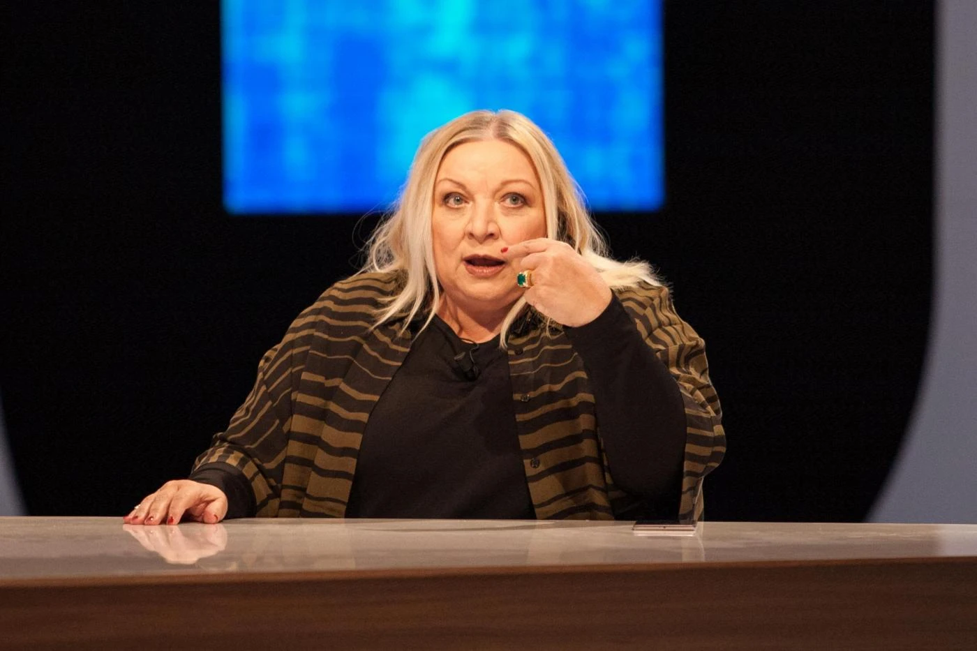 Maria Giovanna Maglie contro Pierluigi Battista sulla "zingaraccia"
