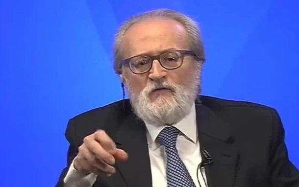 Becchi contro Repubblica: "Zingaretti paragonato a Giulio Cesare, può un giornalista abbassarsi a tanto?"