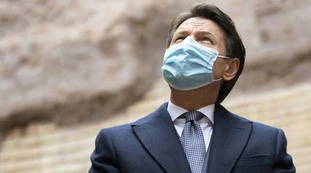 Giuseppe Conte, “può tornare in università già dal 22 febbraio”: finita la vita da premier, rinuncia alla politica?