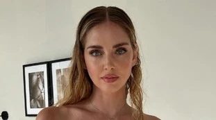 Chiara Ferragni, caldo-record? Via tutti i vestiti: fuori controllo