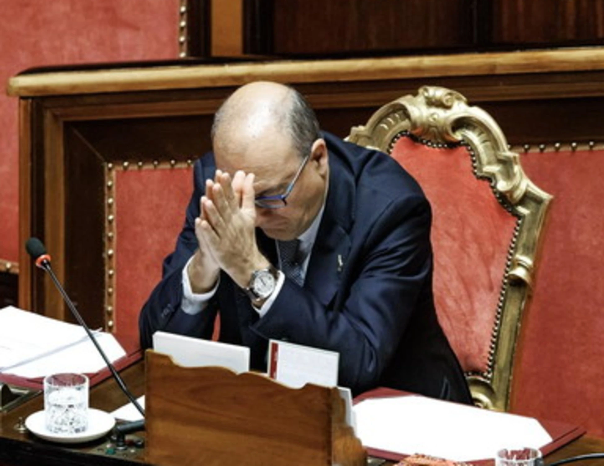 I grillini accusano Valditara pure di femminicidio