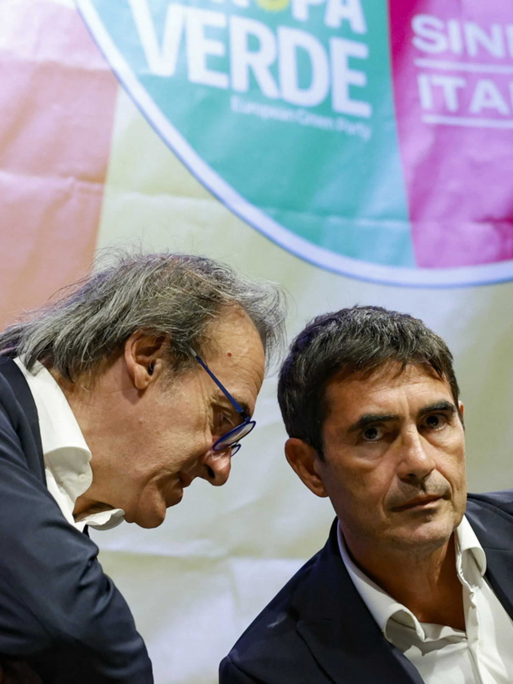 Milano messa a ferro e fuoco? Il delirio firmato Bonelli-Fratoianni