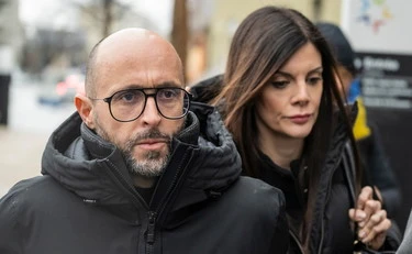 Crans-Montana, Jacques Moretti arrestato per violenze sulla moglie Jessica