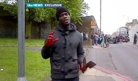 Soldato decapitato col machete:Il killer urlava: "Allah è grande"