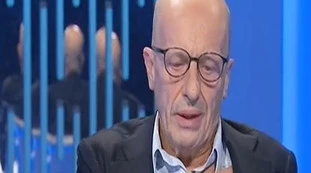 Dpcm, Alessandro Sallusti su Giuseppe Conte: "È sotto ricatto, chi lo tiene in ostaggio"
