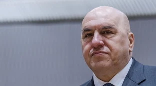 Porta a Porta, Crosetto: "La situazione degenera", un'altra guerra?