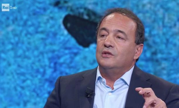 Riace, la mossa di Mimmo Lucano va a segno: il ricorso della sua collega fa decadere il sindaco leghista