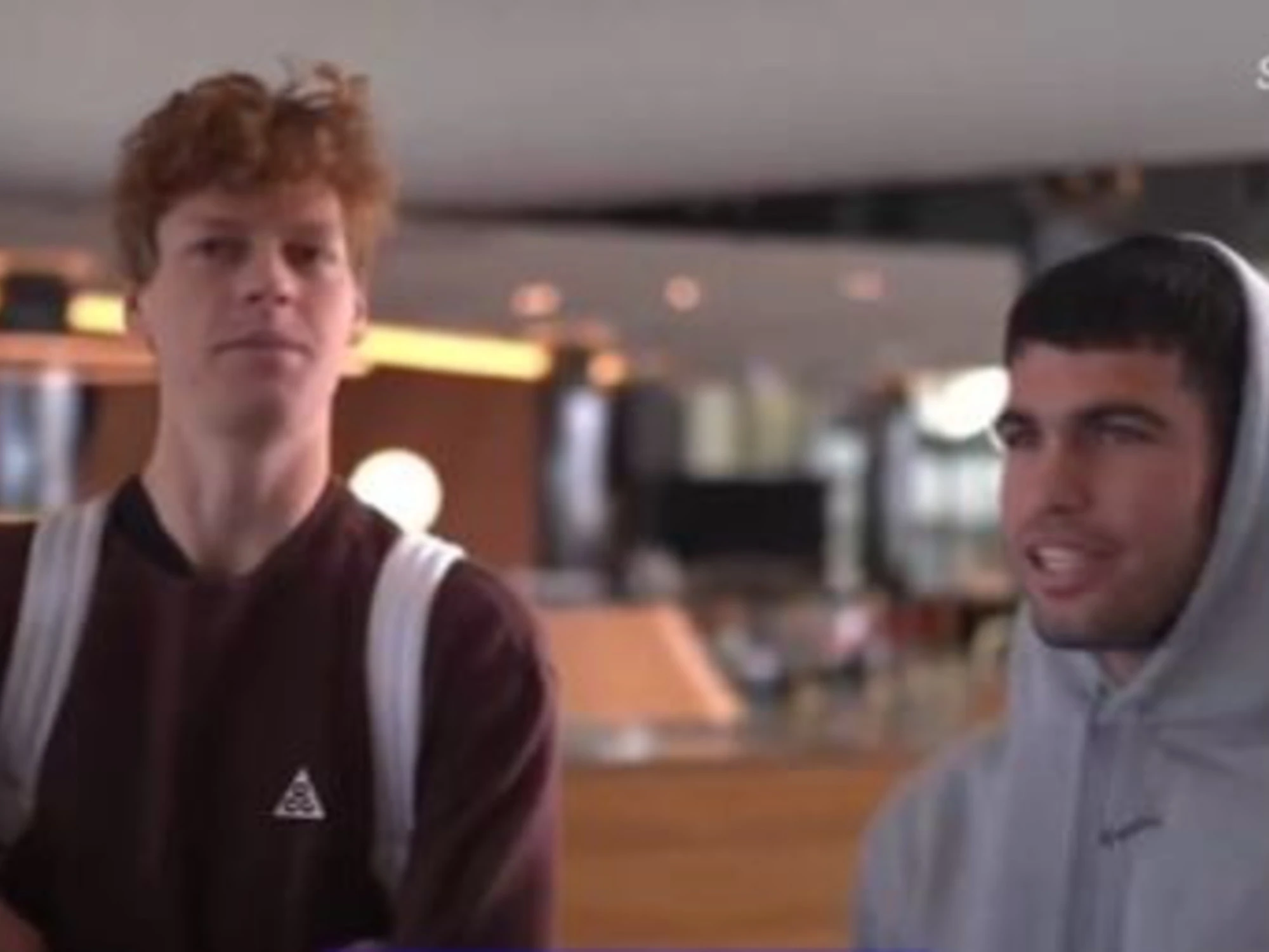 Sinner-Alcaraz, il gesto che spiega tutto: sul volo per Seul...