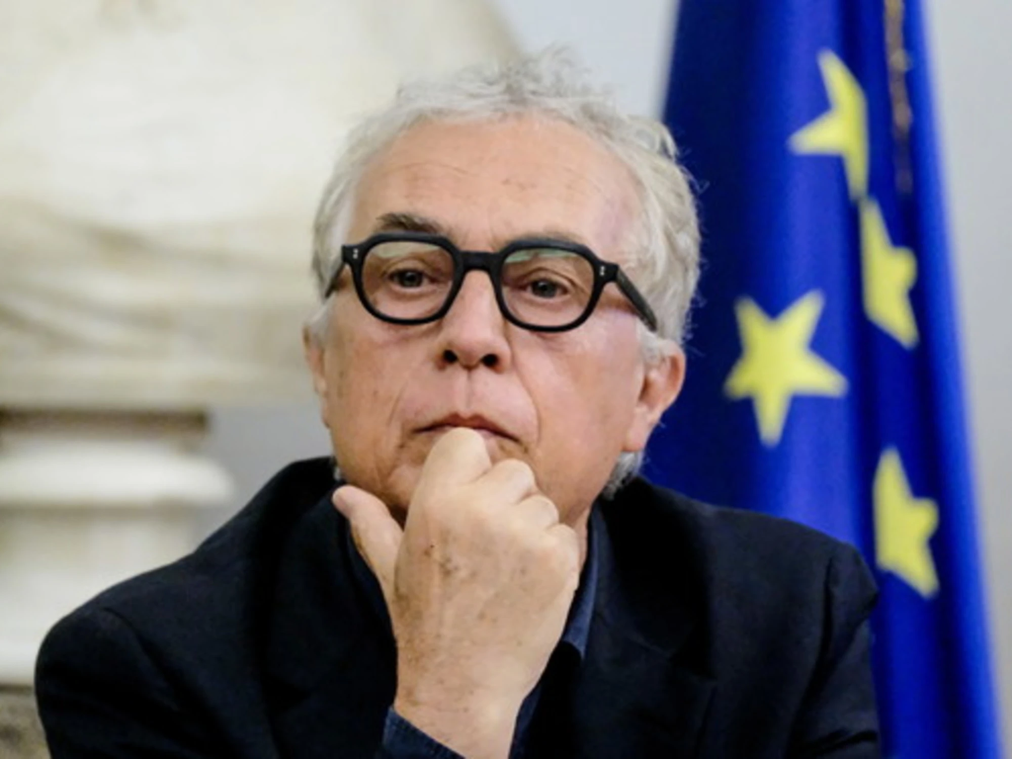 Stefano Boeri, la difesa: "Incresciosa diffusione di conversazioni private. A Beppe Sala nessuna minaccia"