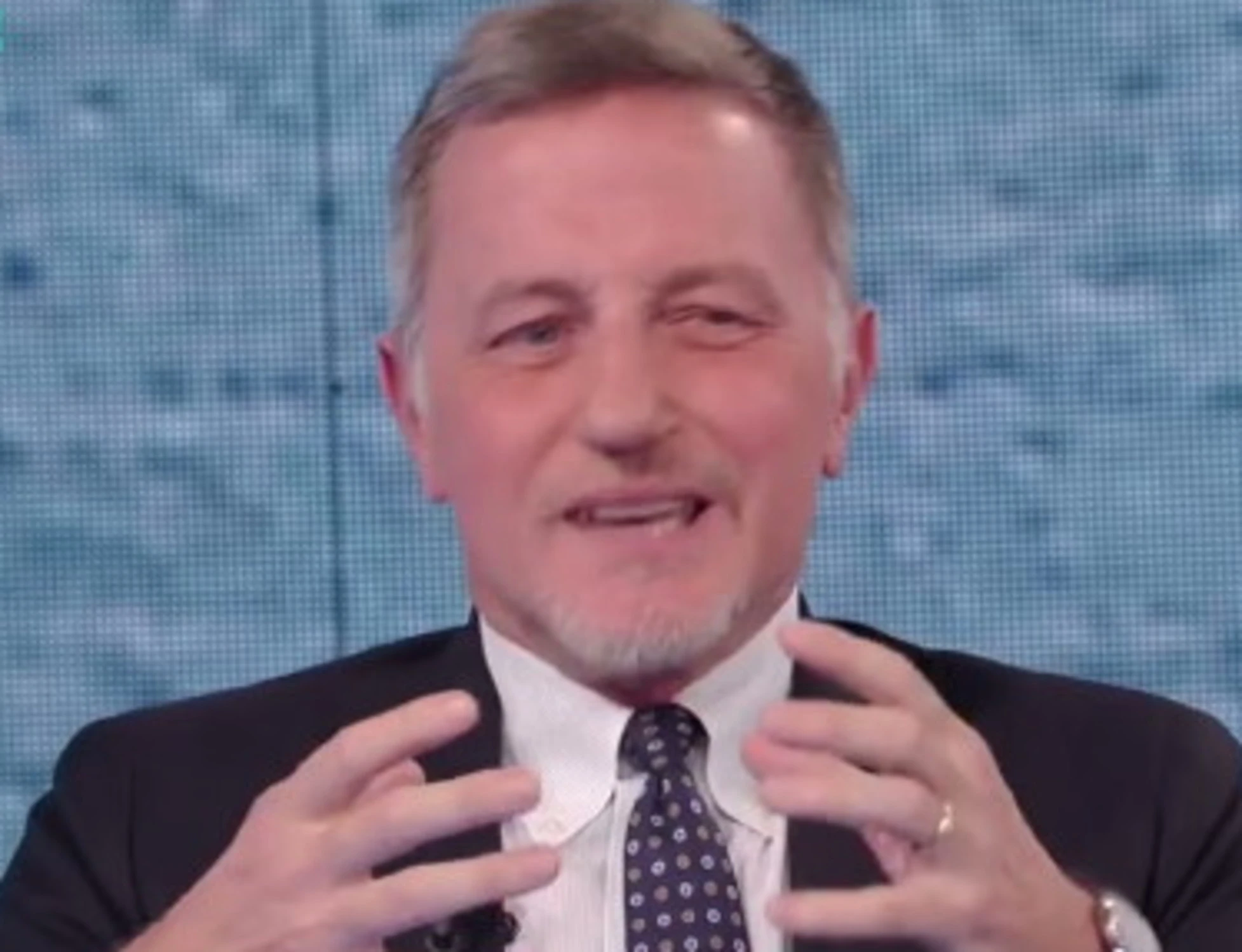 Massimo Giannini, il delirio contro Meloni: "Un Paese fittizio", dove si spinge sui violenti