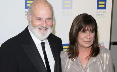 Il regista Rob Reiner e la moglie trovati morti nella loro villa