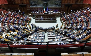 Pd in versione Unione Sovietica: "Nessun dialogo, nessun confronto"