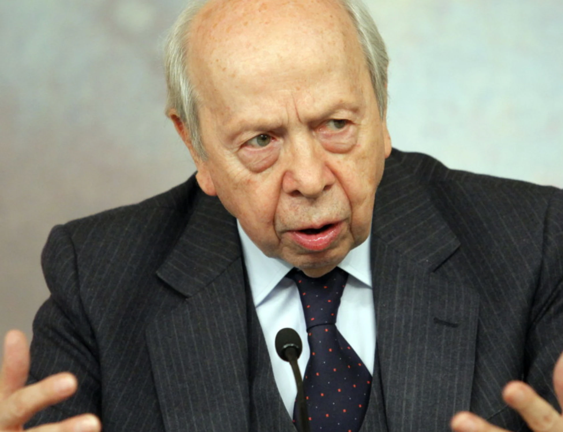 Meloni, "la soluzione migliore": bomba-Dini sul Quirinale