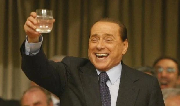 Oggi Silvio spegne 77 candelineSalta la maxi-festa a sorpresa