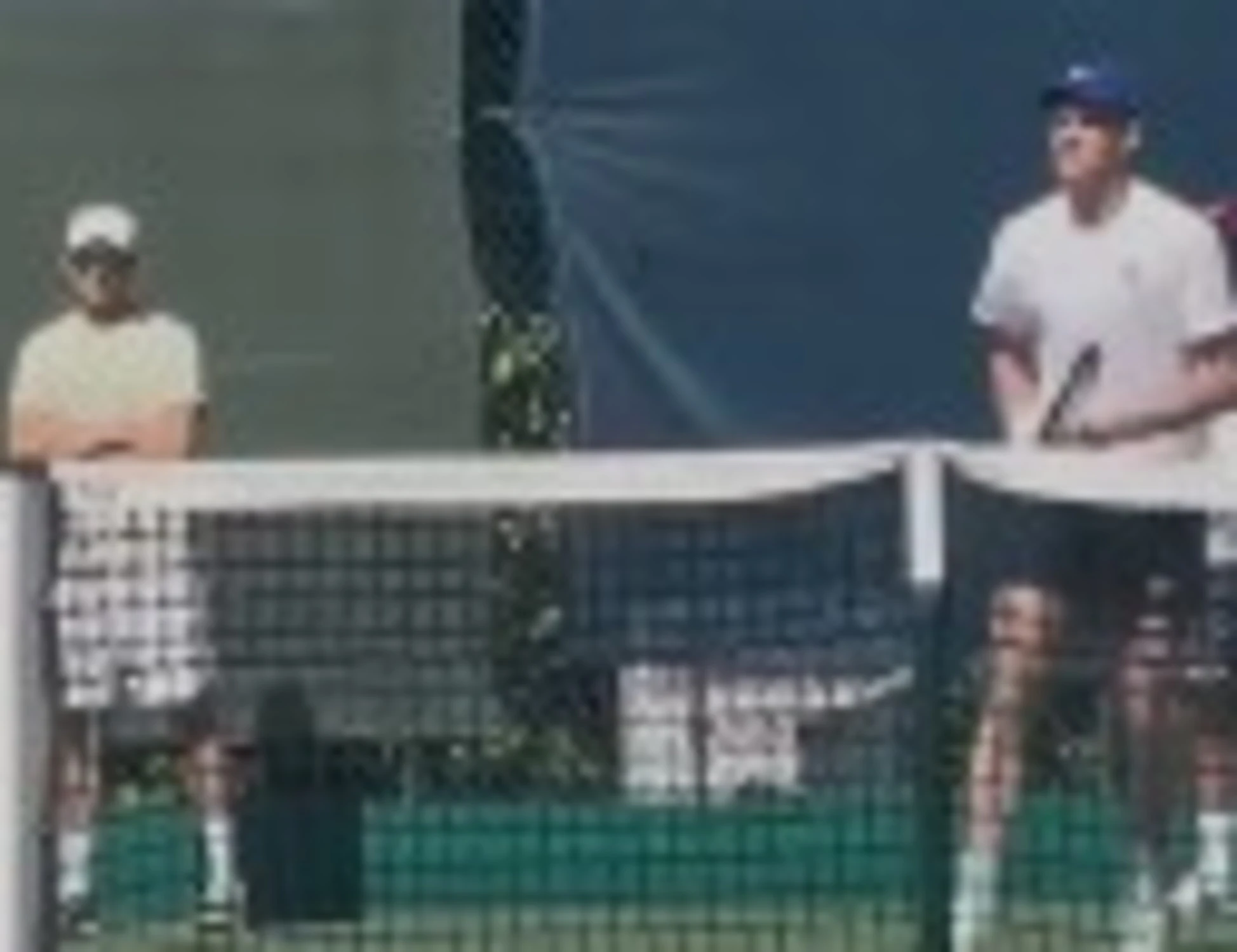 Jannik Sinner, clamoroso: chi spunta con lui in campo a Montecarlo