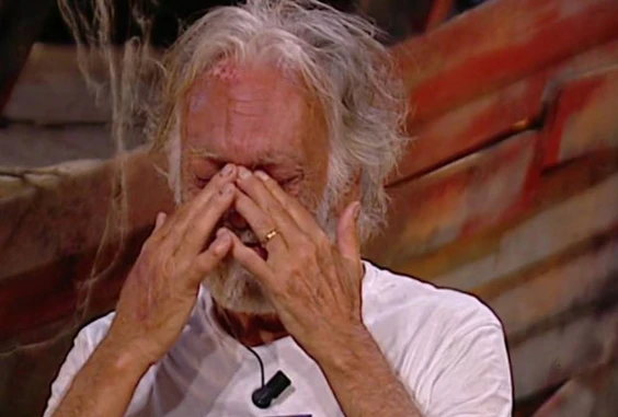 Riccardo Fogli lascia la tv, non si è più ripreso dallo spiacevole episodio: "Grande sofferenza"