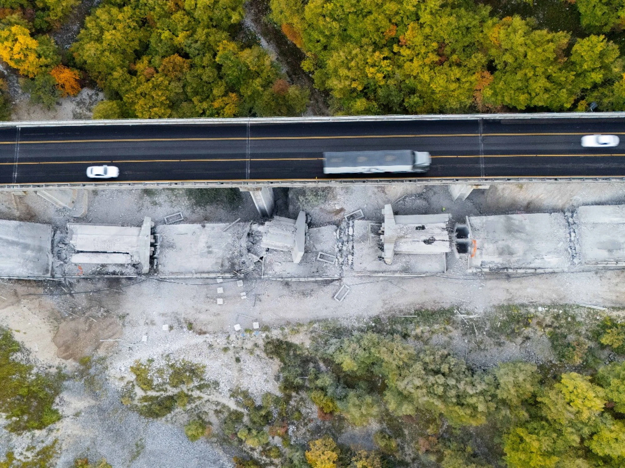 A24, Toto Costruzioni completa l’abbattimento del viadotto Valle Orsara per l’adeguamento antisismico tra Tornimparte e L’Aquila