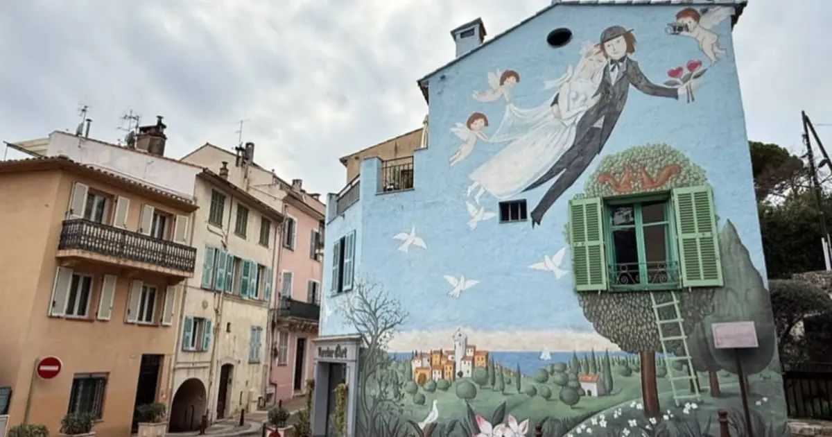 LE CANNET: L'ANIMA SEGRETA DELLA COSTA AZZURRA 