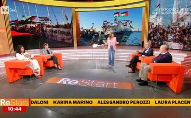 Gasparri smonta la Goracci: "Non hanno bruciato bimbi?", è caos