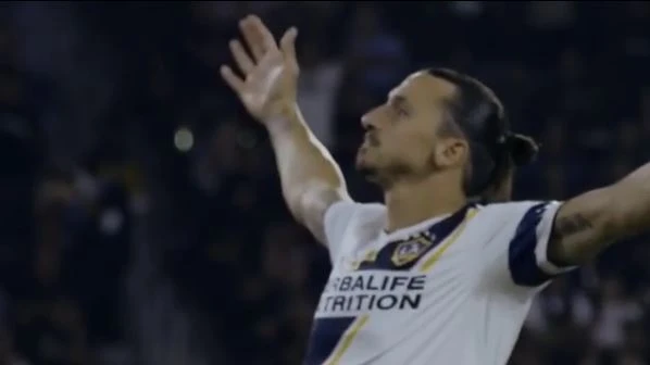Zlatan Ibrahimovic, ammissione clamorosa: "Lui ha aperto". Mozione degli affetti, dove può andare (in Italia)