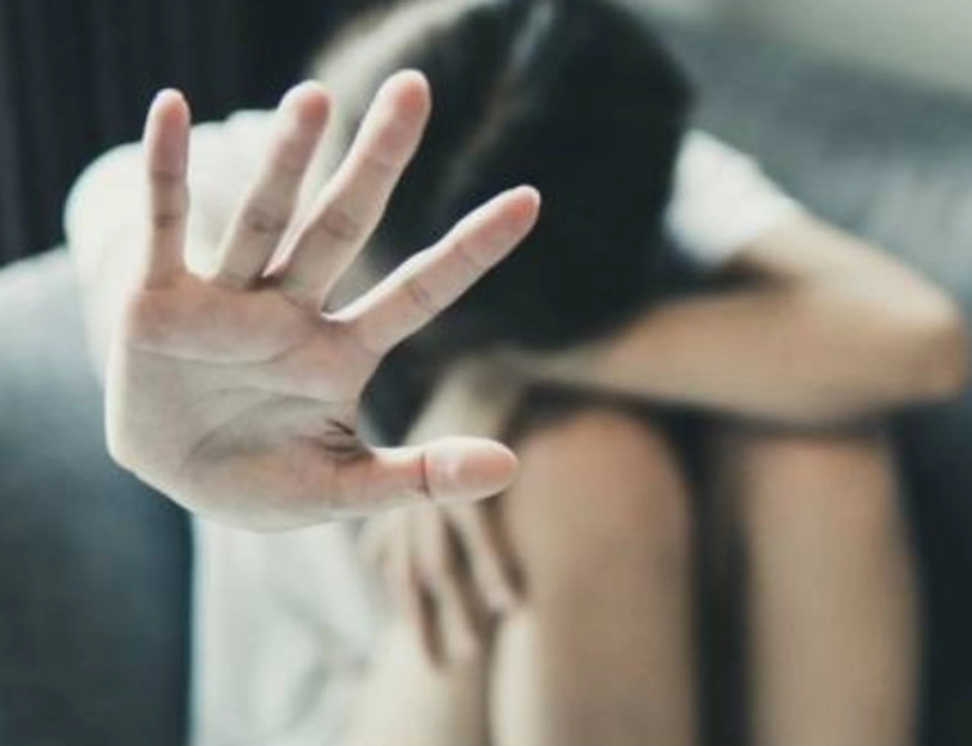 Campobasso, massacra una ragazza inglese e la rinchiude in casa: arrestato marocchino