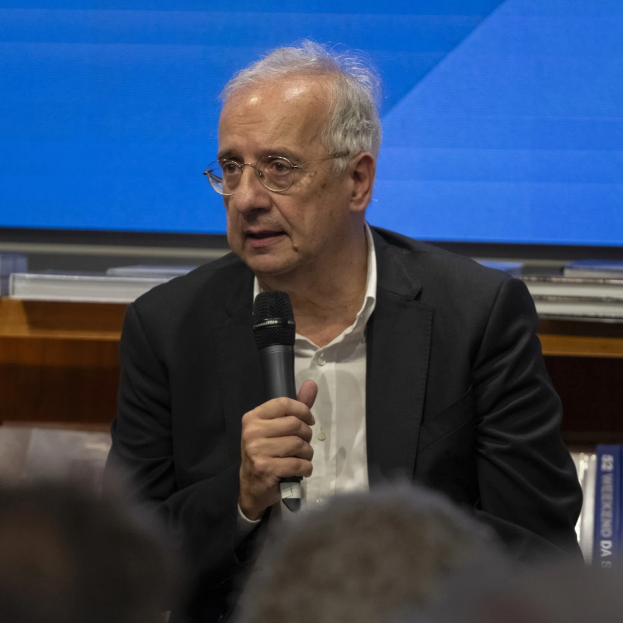 Il &quot;marziano&quot; Veltroni e le scelte di Elly
